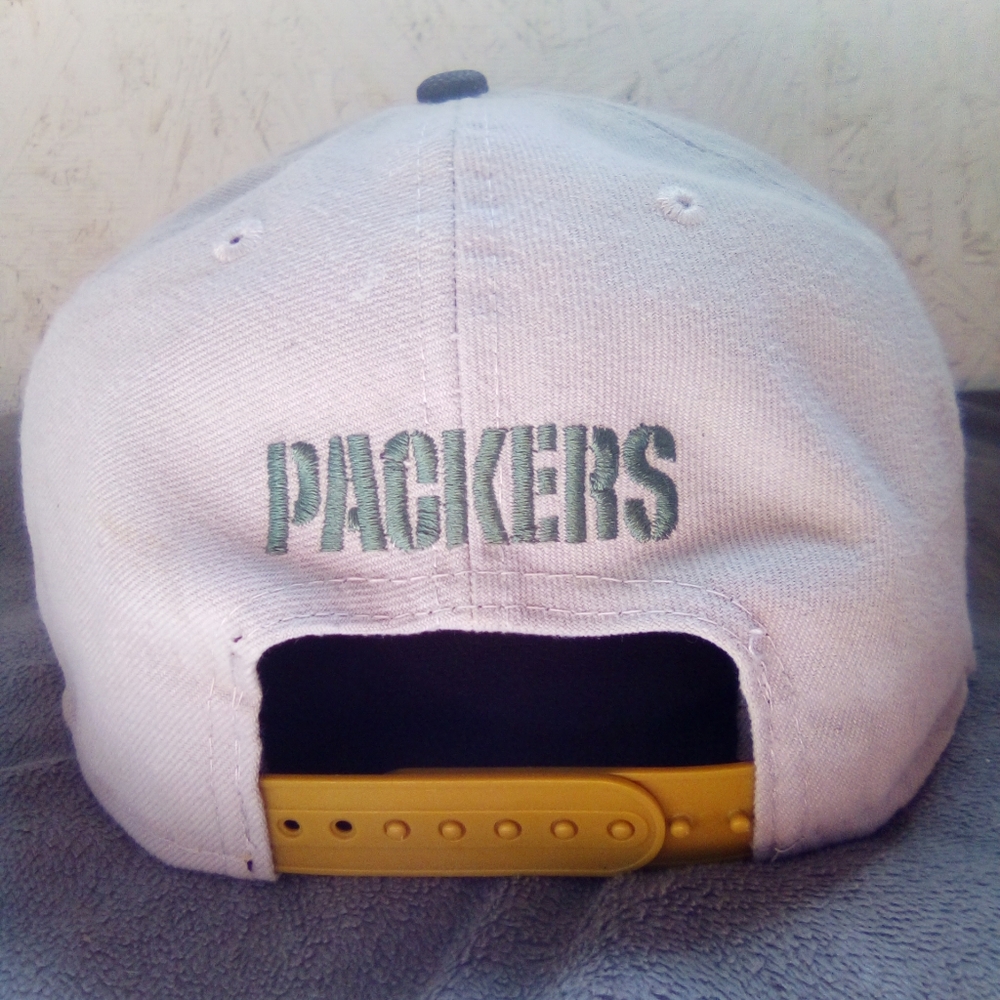 Green Bay Packers Snap Back - Picture 4 of 4